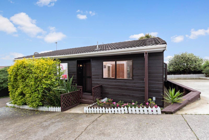 1/153 Whitford Road, Somerville, Manukau - Carousel 2