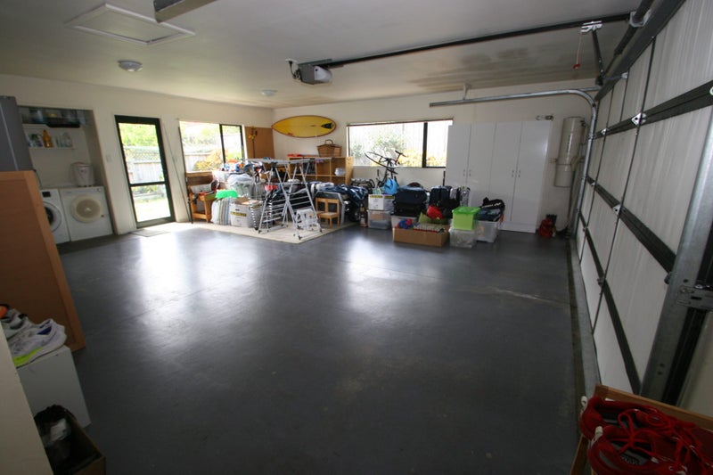 8 Carl Place, Unsworth Heights, Auckland - Carousel 21