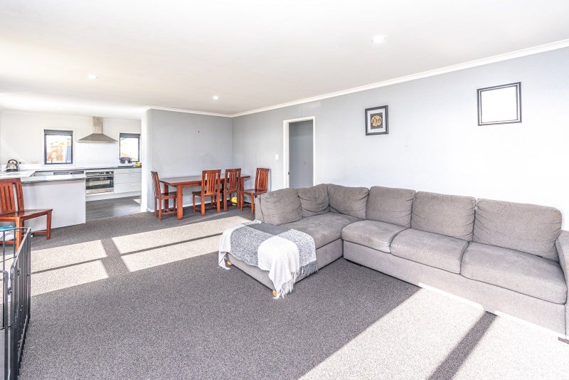 14A Lucknow Street, Aramoho, Whanganui - Carousel 2
