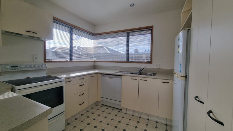 17 Veitches Road, Casebrook, Christchurch - Carousel 2