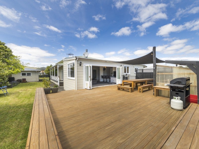 51 Cambridge Avenue, Ashhurst, Ashhurst - Carousel 2