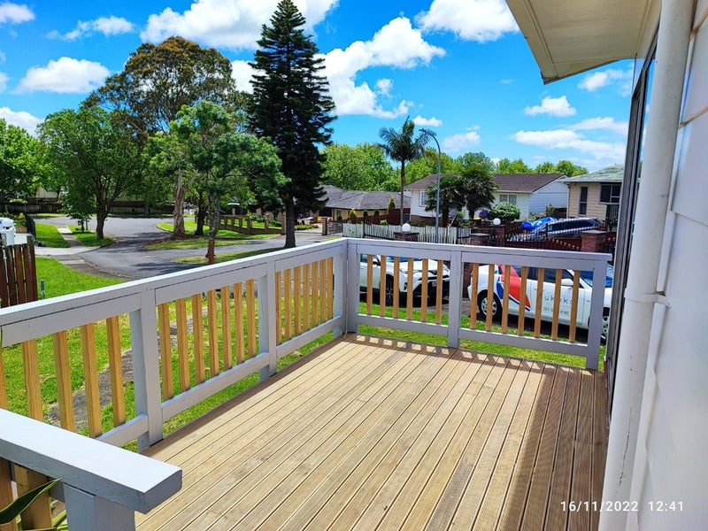 7 Astral Place, Clover Park, Auckland - Carousel 2