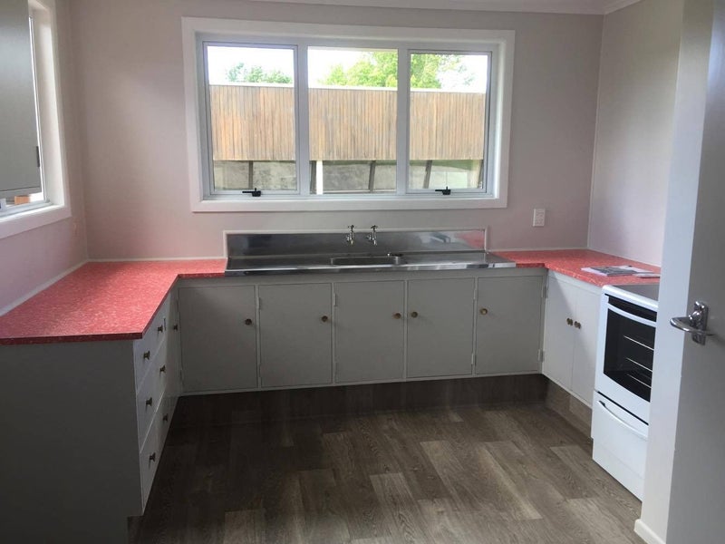 3 Andrew Place, Otumoetai, Tauranga - Carousel 2