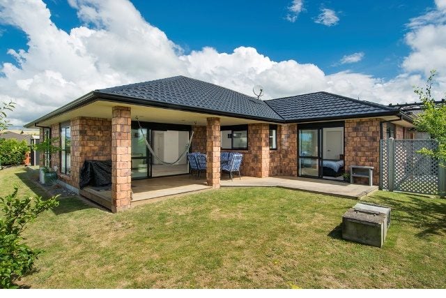 52A Merlot Drive, Greenmeadows, Napier - Carousel 1