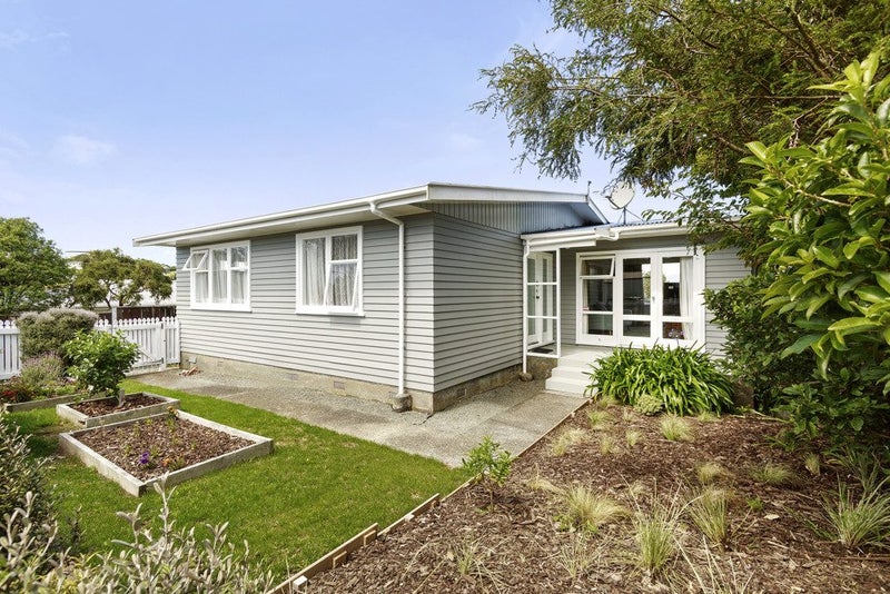 318 Maungaraki Road, Maungaraki, Lower Hutt - Carousel 2