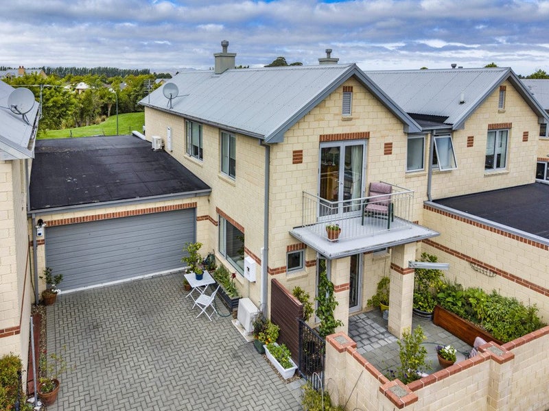 10 Waterford Avenue, Northwood, Christchurch - Carousel 2