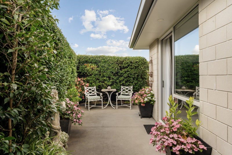 10 Capstan Close, Pyes Pa, Tauranga - Carousel 2