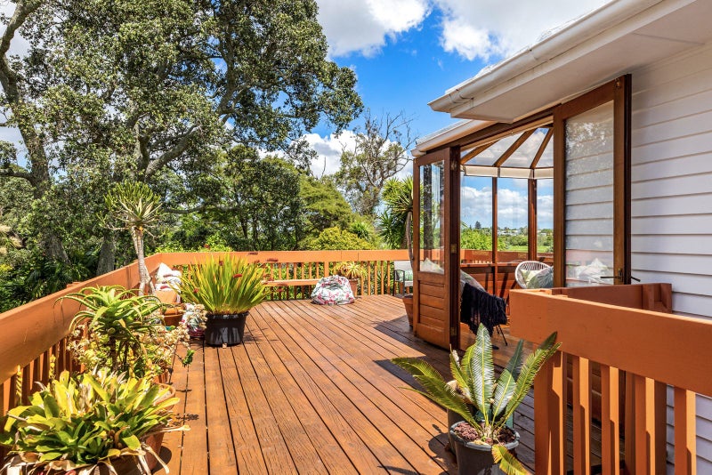 10 Weona Place, Westmere, Auckland - Carousel 3