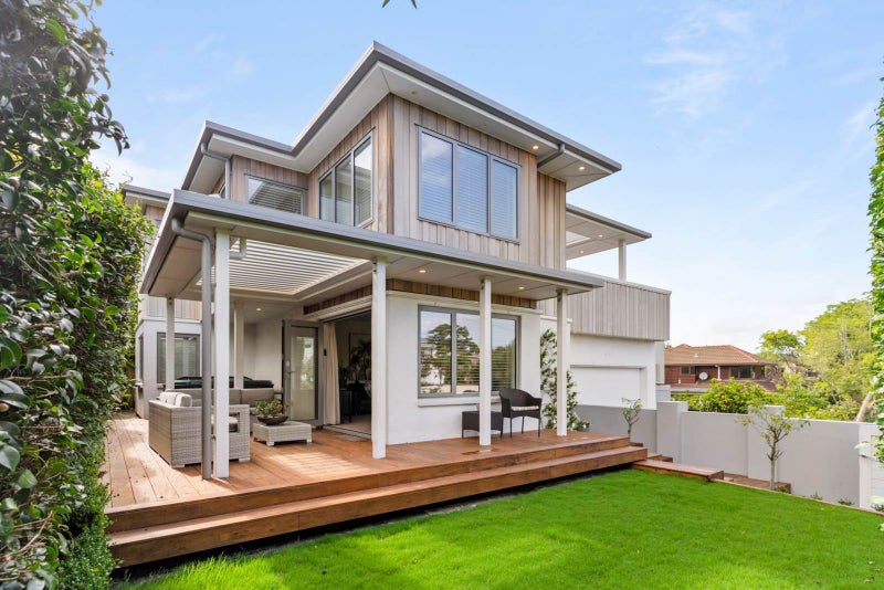 19 Clarendon Road, St Heliers, Auckland - Carousel 1