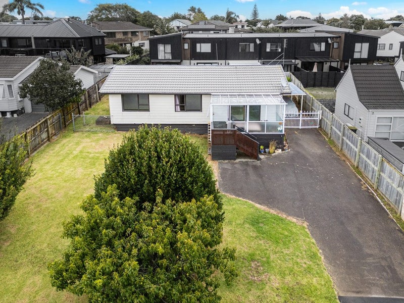 2/57 Kiwi Esplanade, Māngere Bridge, Auckland - Carousel 1