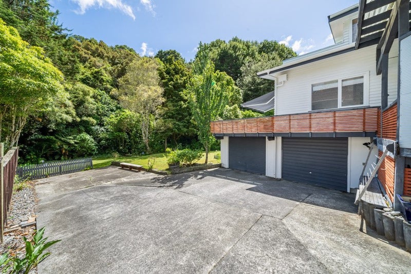 3 Fendalton Crescent, Pinehaven, Upper Hutt - Carousel 29
