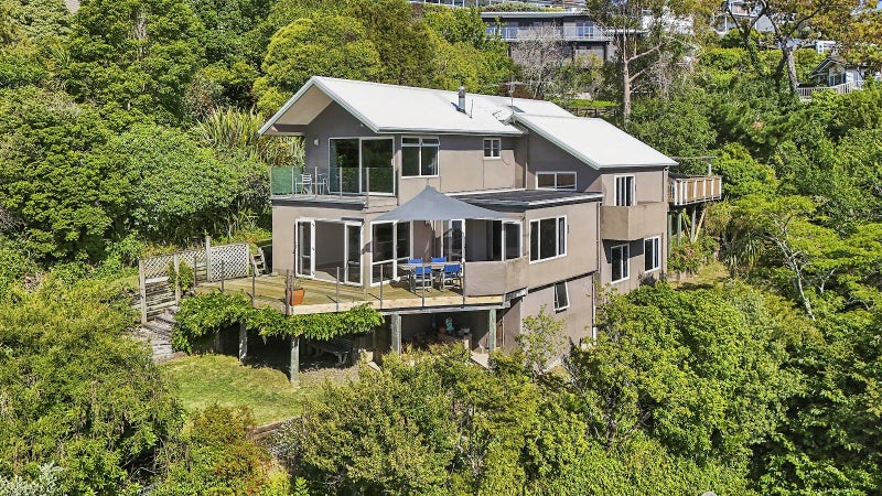 37 Poynters Crescent, Stepneyville, Nelson - Carousel 15