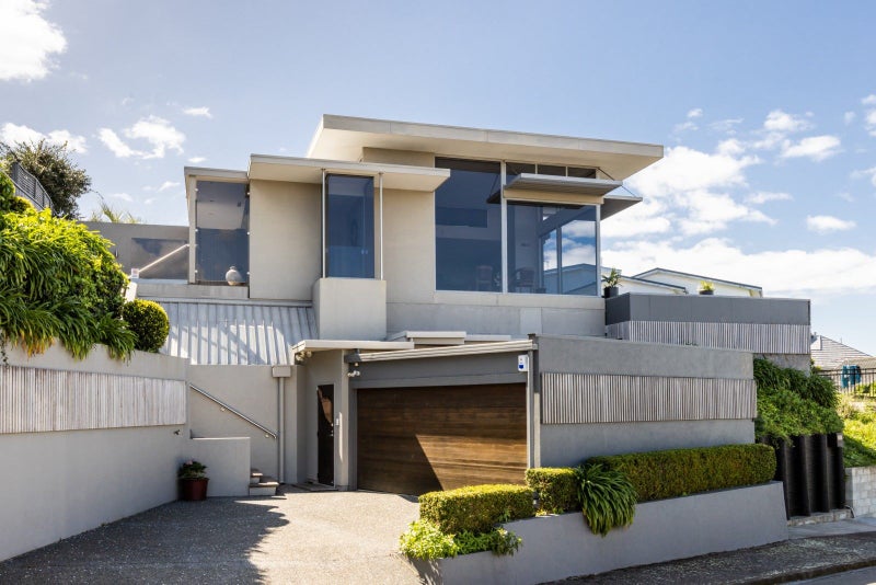 43 Guys Hill Road, Hospital Hill, Napier - Carousel 21