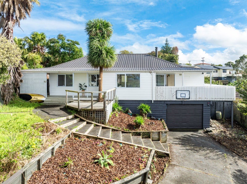 45 Carillon Place, Massey, Auckland - Carousel 1
