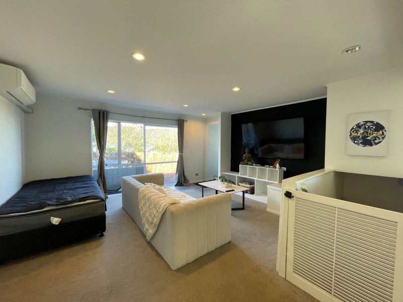 33A Cedar Heights AVE, Massey, Waitakere - Carousel 2