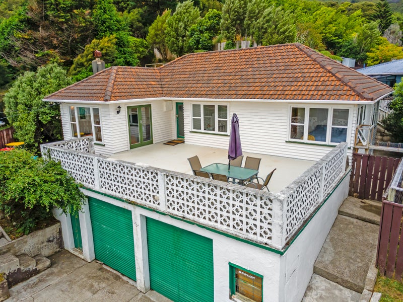 24 Pollard Street, Wainuiomata, Lower Hutt - Carousel 2