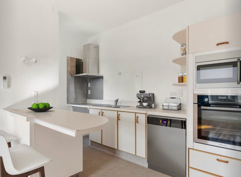 88A Townsend Road, Miramar, Wellington - Carousel 2