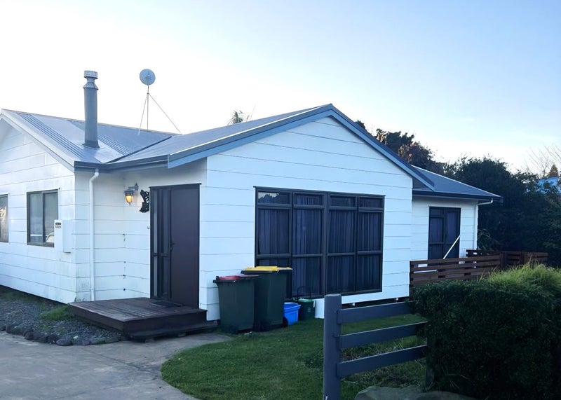 19 Esplanade Road, Tahawai - Carousel 1