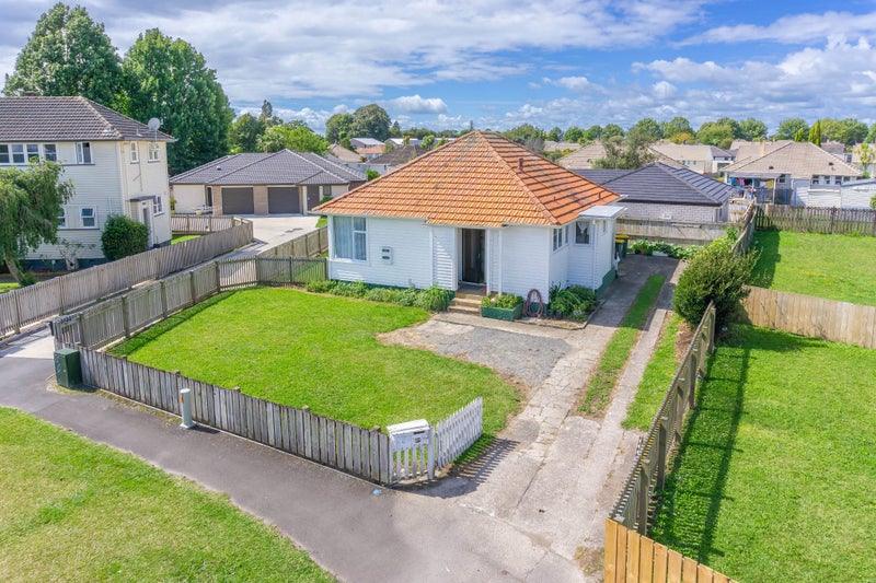 37 Ross Crescent, Fairfield, Hamilton - Carousel 18
