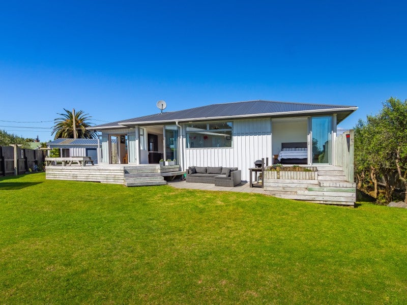 10 Bedford Street, Fitzroy, New Plymouth - Carousel 2