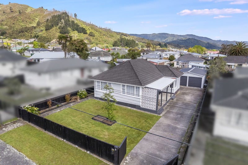 5 Dunn Street, Wainuiomata, Lower Hutt - Carousel 2