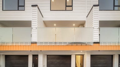 5/68 Smythe Road, Henderson, Auckland - Carousel 1