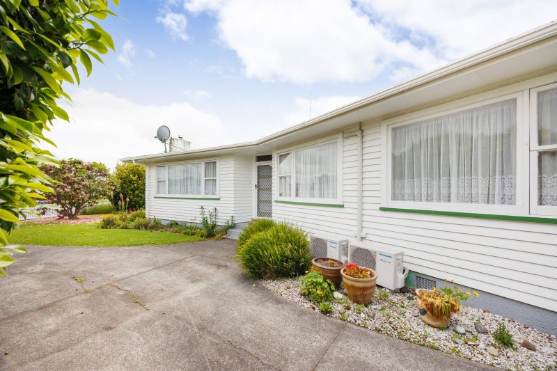 8 Somerset Crescent, Highbury, Palmerston North - Carousel 17