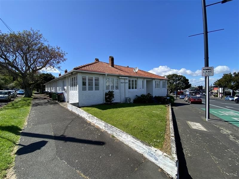 2/400 Mount Eden Road, Mount Eden, Auckland - Carousel 1