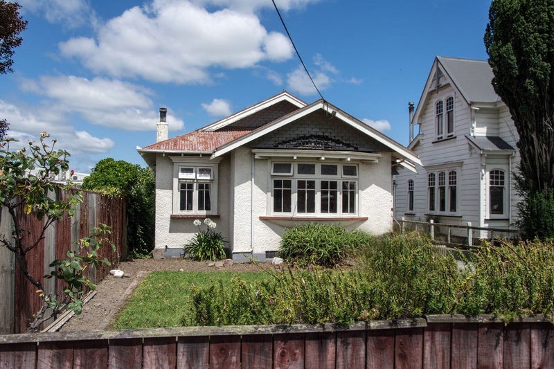 53 Lincoln Road, Masterton - Carousel 1