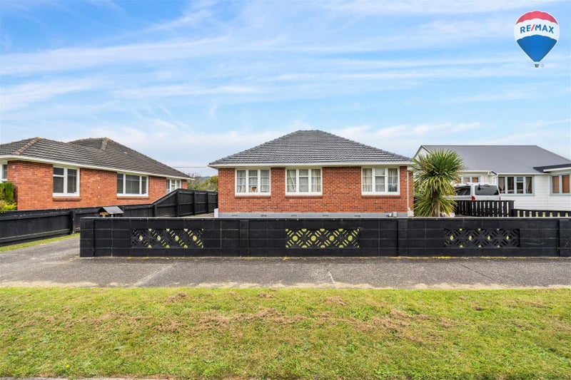 89 Hewer Crescent, Naenae, Lower Hutt - Carousel 1