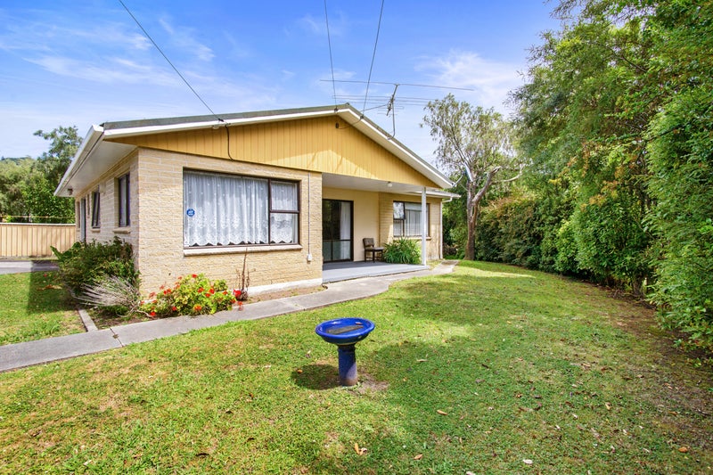 2 Kairimu Street, Stokes Valley, Lower Hutt - Carousel 2