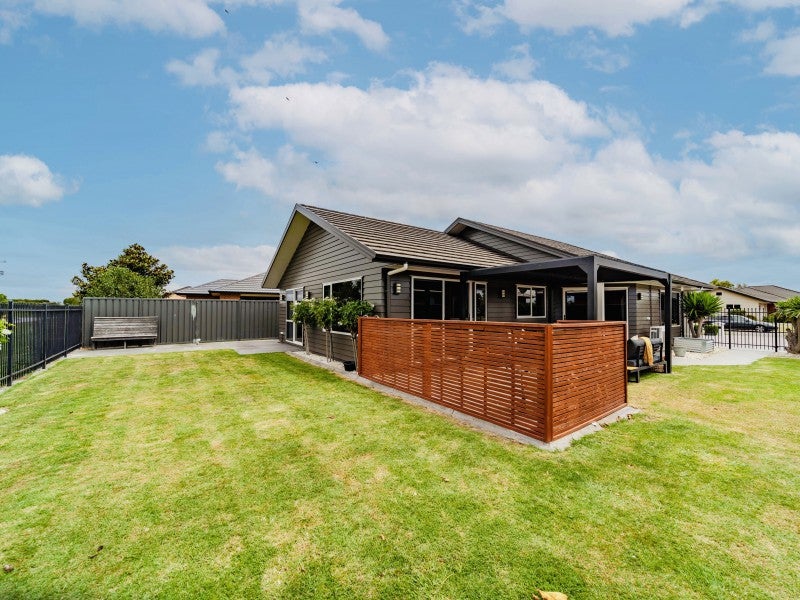 33 McNaughton Place, Onekawa, Napier - Carousel 18