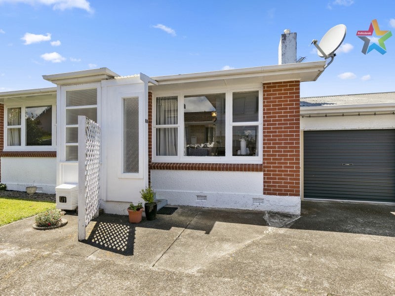 2/87 Epuni Street, Epuni, Lower Hutt - Carousel 1