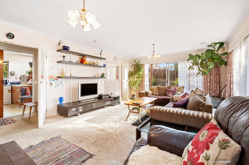 21 Fitzpatrick Street, Newlands, Wellington - Carousel 2