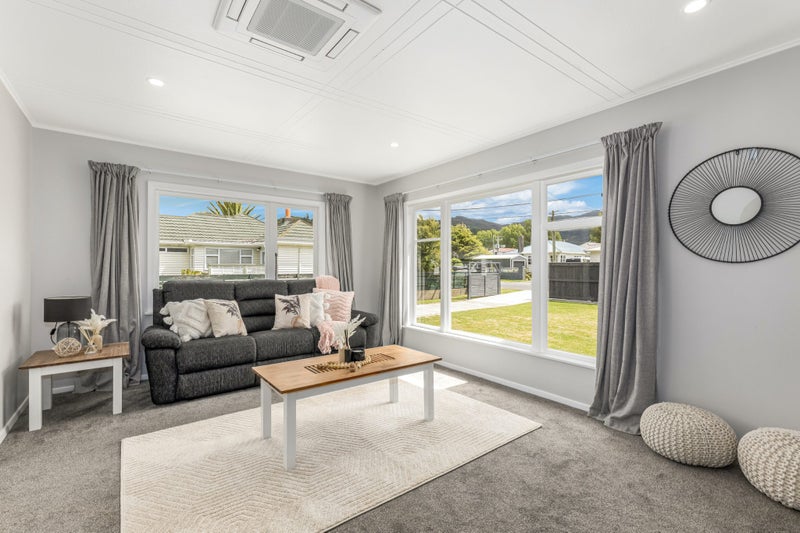 72 Hyde Street, Wainuiomata, Lower Hutt - Carousel 2