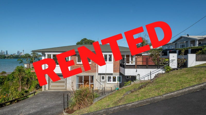 1/15 Birkley Road, Bayswater, Auckland - Carousel 1