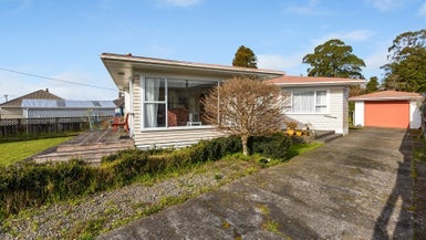 13 Curtis Street, Stratford - Carousel 1