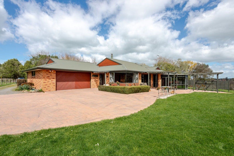 185A Tipapakuku Road, Dannevirke, Dannevirke - Carousel 1