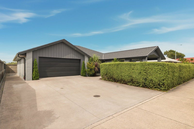 17 Goodwin Crescent, Pyes Pa, Tauranga - Carousel 24