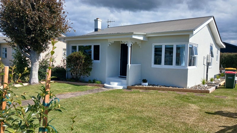 1 McLean Street, Glenholme, Rotorua - Carousel 1