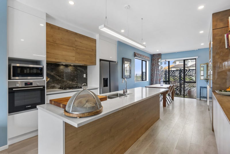 18 Waihou Crescent, Albany Heights, Auckland - Carousel 2