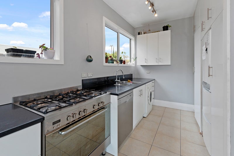 163 Shaw Avenue, New Brighton, Christchurch - Carousel 2