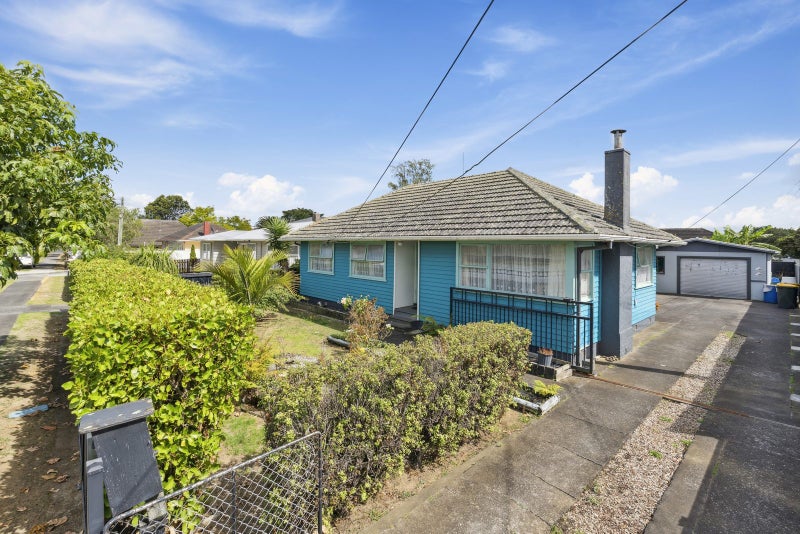150 Hall Avenue, Favona, Auckland - Carousel 1