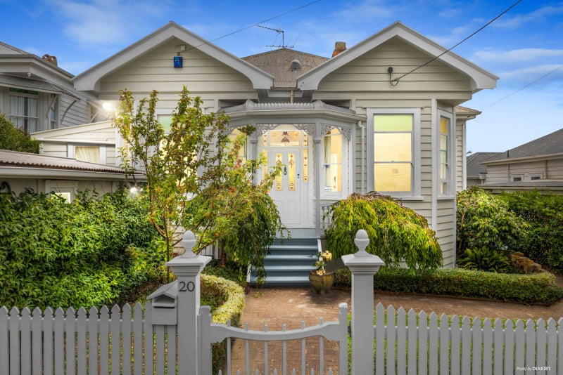 20 Allenby Avenue, Devonport, Auckland - Carousel 1