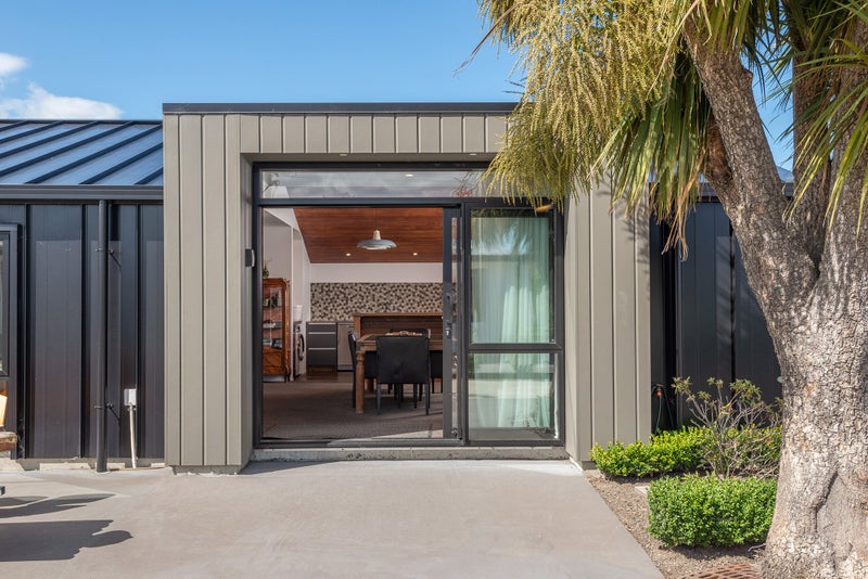 3 Begg Street, Saint Kilda, Dunedin - Carousel 1