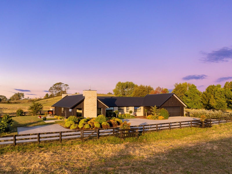 174B Cemetery Road, Whatawhata - Carousel 1