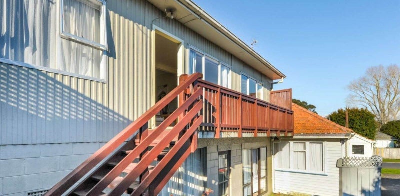 3/156 Hendon Avenue, Owairaka, Auckland - Carousel 1