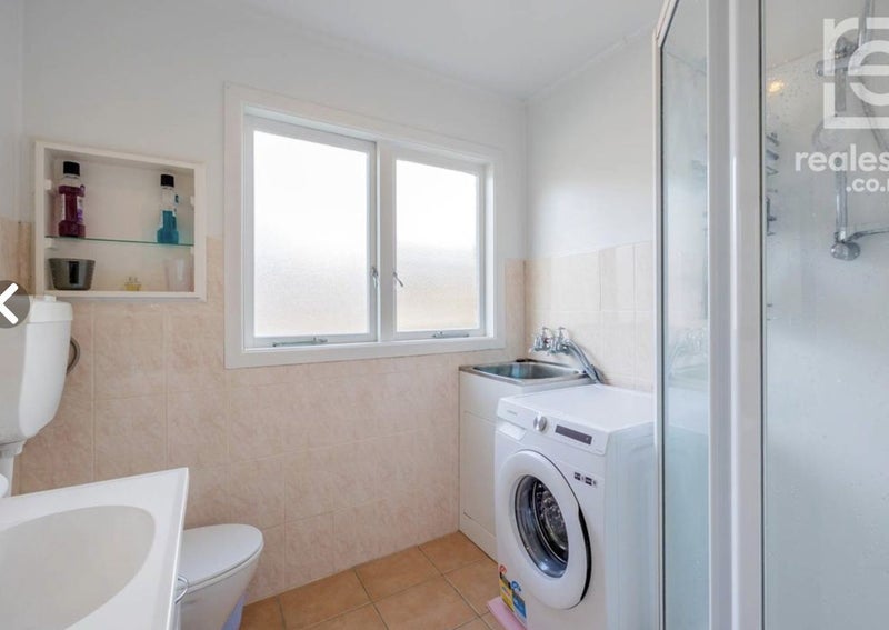 2/18 Fowler Street, Northcote, Auckland - Carousel 18