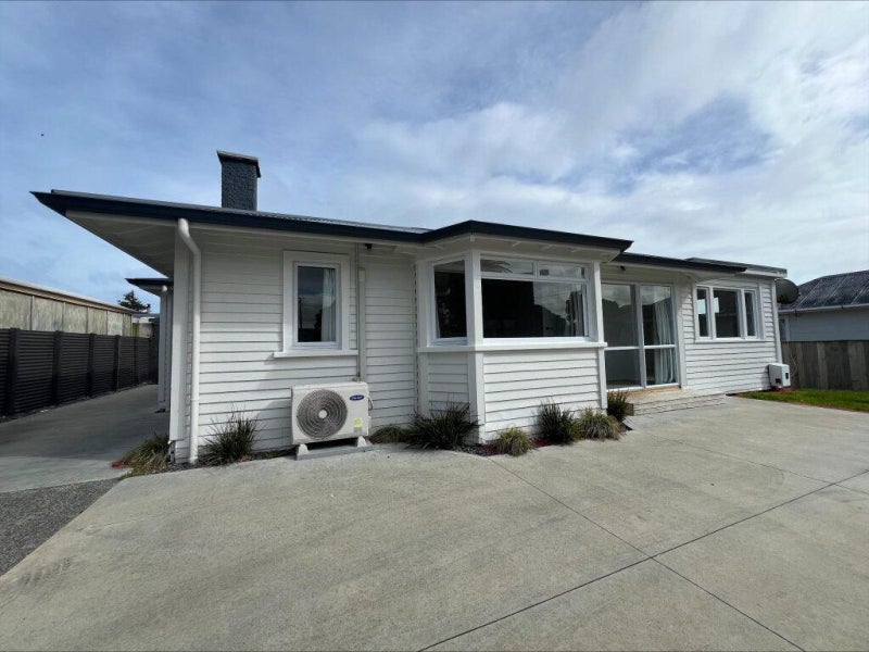 5 Karaka Street, Castlecliff, Whanganui - Carousel 1