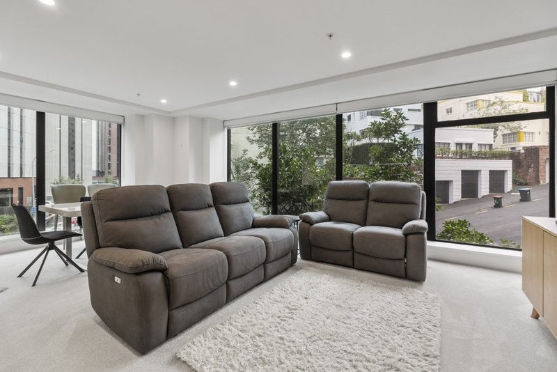 206/8 Whitaker Place, Grafton, Auckland - Carousel 1